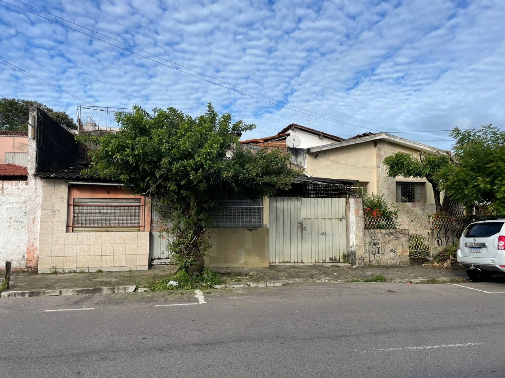 TERRENO 10X30 EM JAGUARIBE, PROXIMO AO FORUM CIVEL.