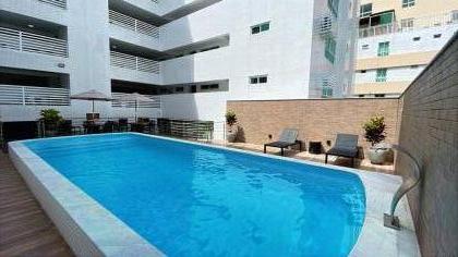 Aluga apartamento com 2 quartos sendo 1 suíte em Cabo Branco – 50m da praia!