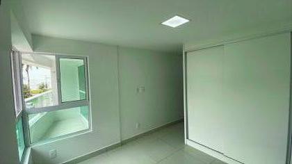 Aluga apartamento com 2 quartos sendo 1 suíte em Cabo Branco – 50m da praia!