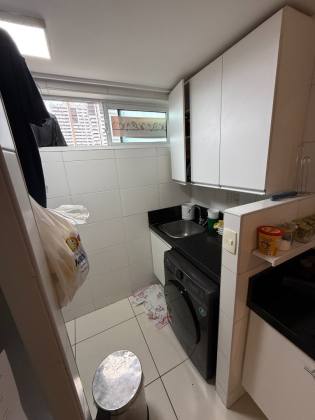 ATENÇÃO, OPORTUNIDADE ÚNICA NO BAIRRO DOS ESTADOS! APTO 4 QUARTOS SENDO 2 SUÍTES, COM 95 M² E 2 VAGAS DE GARAGEM