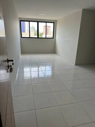 OPORTUNIDADE - APARTAMENTO C/ 3 QUARTOS S/ 1 SUITE + DCE, BAIRRO DOS ESTADOS