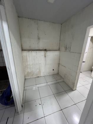 Prédio comercial para alugar a poucos metros da principal no bairro Mangabeira em João Pessoa