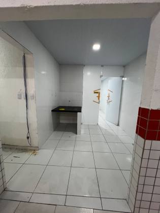 Prédio comercial para alugar a poucos metros da principal no bairro Mangabeira em João Pessoa