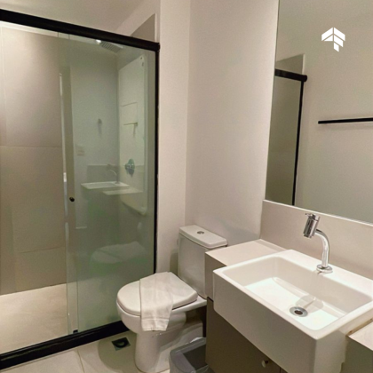 ALUGA APARTAMENTO COM 2 QUARTOS A BEIRA MAR DO CABO BRANCO.