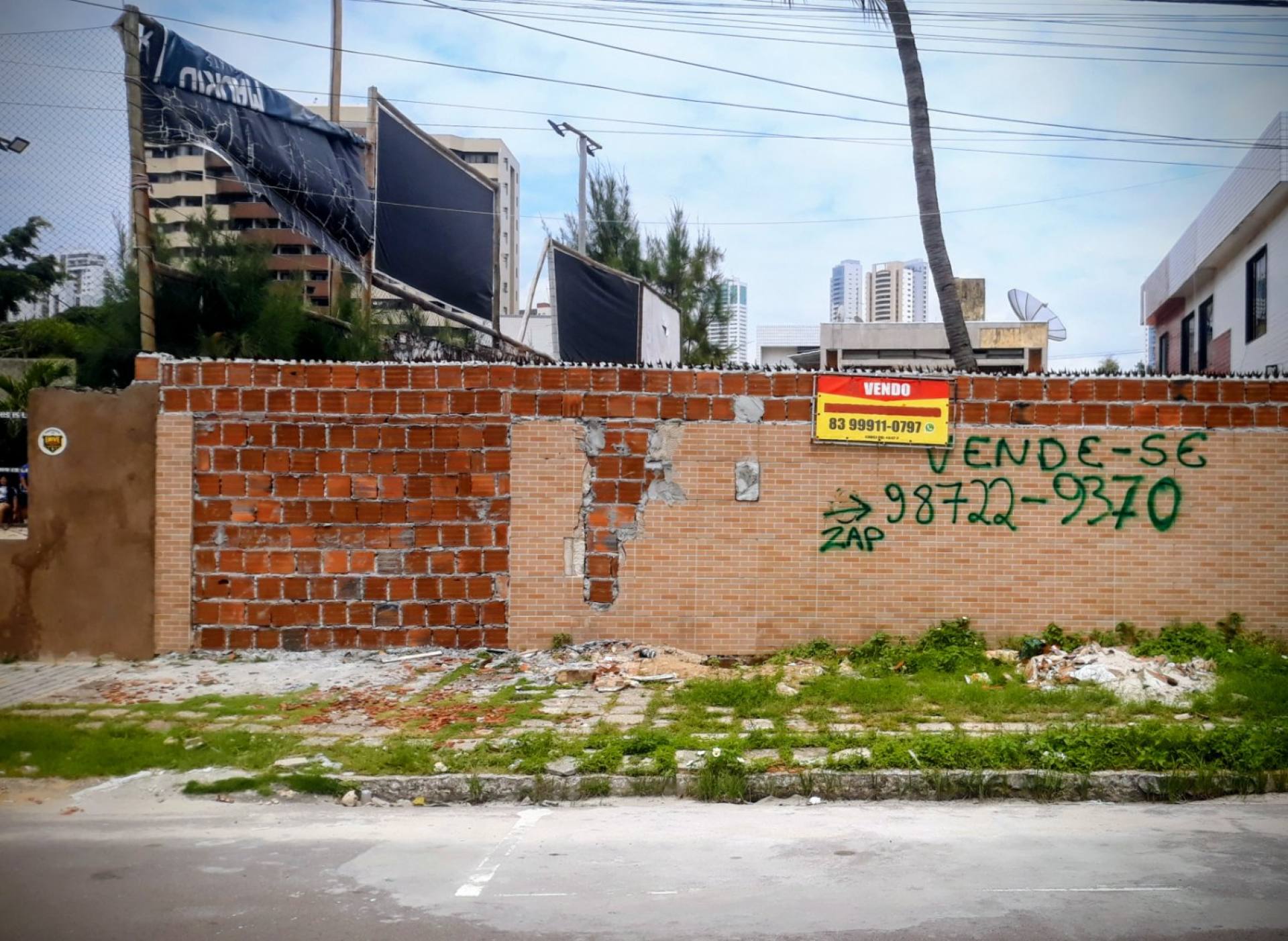 Vende terreno Manaira