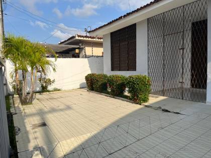 OPORTUNIDADE: Casa com 3 quartos s/ 1 suite, Bairro dos Estados, Joao Pessoa