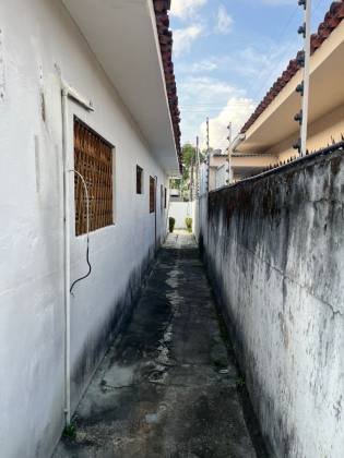 OPORTUNIDADE: Casa com 3 quartos s/ 1 suite, Bairro dos Estados, Joao Pessoa