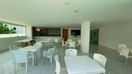 APARTAMENTO COM 121M² C/ 3 QUARTOS S/ 2 SUITES + DCE. A 250 METROS DA PRAIA DO JARDIM OCEANIA - JOAO PESSOA PB