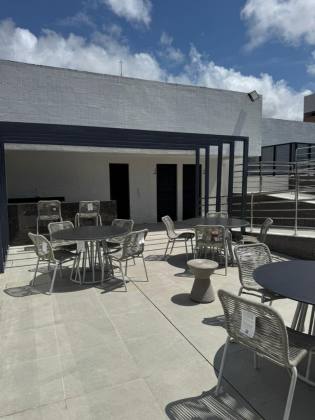 Apartamentos Novos com 2 e 3 Quartos s/1 suite, Locacao Anual - Manaira - Joao Pessoa/PB