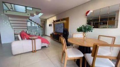 CASA  NOVA  A VENDA NO BAIRRO DOS IPES, NA MODALIDADE PORTEITA FECHADA.