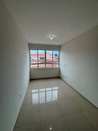 Apartamento Para Vender com 2 quartos 1 suíte no bairro Bancários em João Pessoa