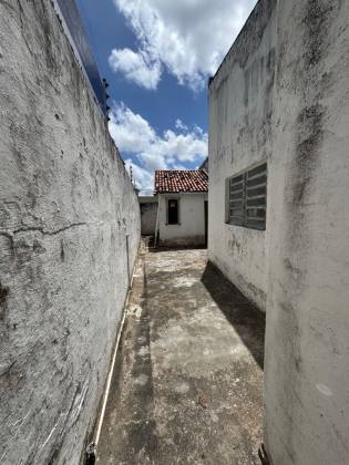 Casa Para Vender com 4 quartos 2 suítes no bairro Jaguaribe em João Pessoa
