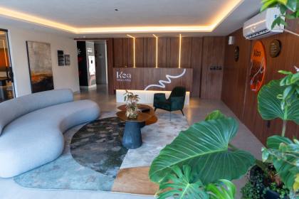 ALUGA APARTAMENTO COM 3 QUARTOS S/ 1 SUÍTE - 400 metros da praia do JARDIM OCEANIA.