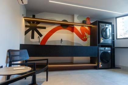 ALUGA APARTAMENTO COM 3 QUARTOS S/ 1 SUÍTE - 400 metros da praia do JARDIM OCEANIA.