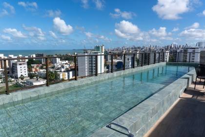 ALUGA APARTAMENTO COM 3 QUARTOS S/ 1 SUÍTE - 400 metros da praia do JARDIM OCEANIA.