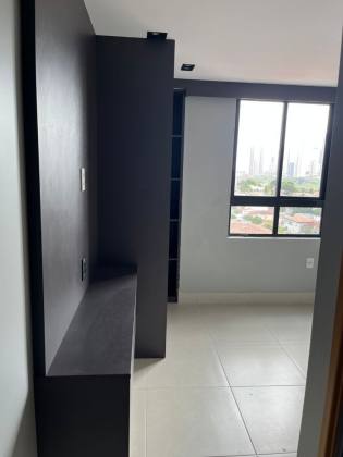 VENDE APARTAMENTO NO MIRARMAR COM 3 QUARTOS S/ 1 SUÍTE E COM PROJETADOS.