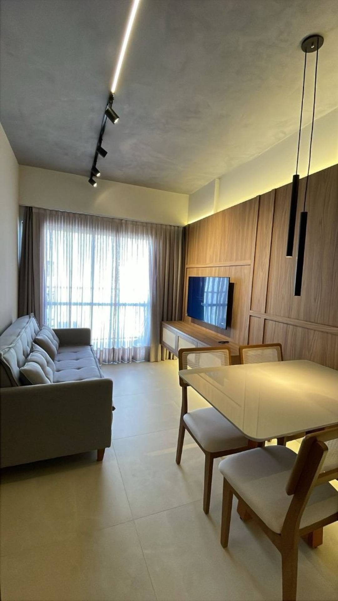 ALUGA  APTO TODO MOBILIADO COM 1 QUARTO - INTERMARES / CABEDELO