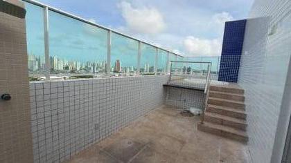 ATENÇÃO, OPORTUNIDADE ÚNICA NO BAIRRO DOS ESTADOS! COBERTURA DUPLEX 4 QUARTOS S/ 3 SUÍTES, COM 186 M² E 4 VAGAS DE GARAGEM