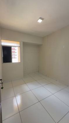 OPORTUNIDADE NO BAIRRO DOS ESTADOS: 91m², COM 3 QUARTOS S/1 + DCE. POR APENAS R$ 340 MIL!