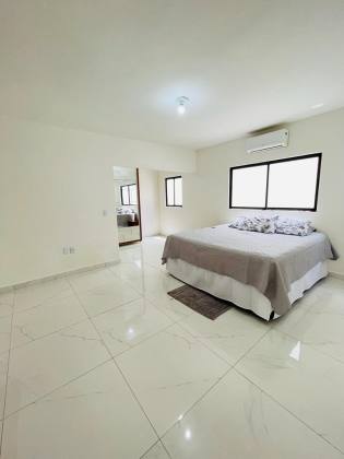 Excelente Casa no Altiplano c/ 4 quartos e piscina