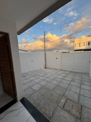 Casa Nova no Valentina de Figueiredo