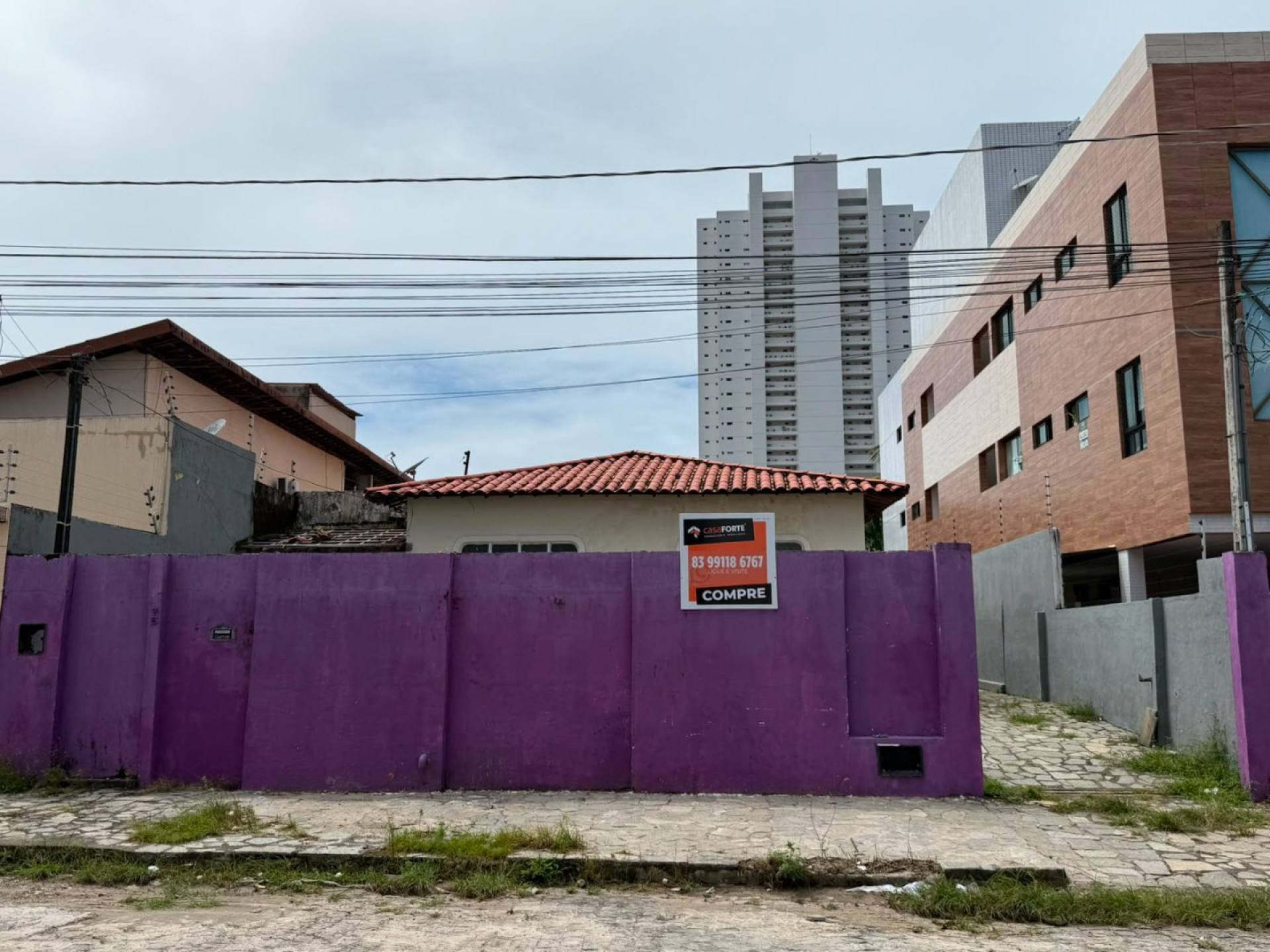 O MELHOR CUSTO-BENEFÍCIO DO ALTIPLANO! Casa ampla, terreno de 13x34, 219,68 m² de área construída e preço de oportunidade: R$ 799.900.