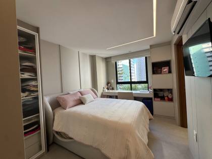 Casa vertical c/ 3 Suítes, 120m2, Toda Mobiliada - Luxo e Sofisticação na Praia de Tambaú