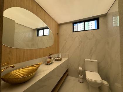 Casa vertical c/ 3 Suítes, 120m2, Toda Mobiliada - Luxo e Sofisticação na Praia de Tambaú
