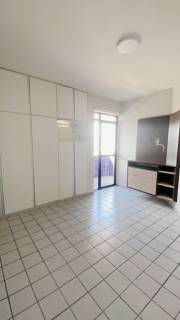 Apartamento com 3 Quartos para alugar, 90 m² - Cabo Branco - João Pessoa/PB