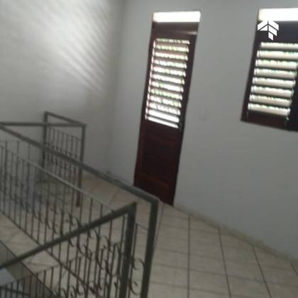 Casa Para Vender com 10 quartos s/ 4 suítes no bairro Manaíra em João Pessoa