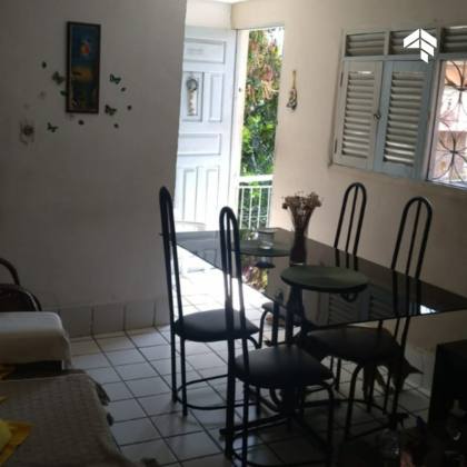 Casa Para Vender com 10 quartos s/ 4 suítes no bairro Manaíra em João Pessoa
