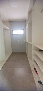 CASA A VENDA NO CONDOMÍNIO FAZENDA REAL