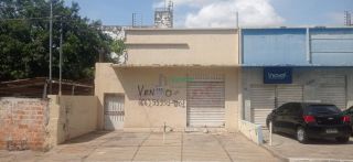 CASA COMERCIAL - CENTRO NORTE