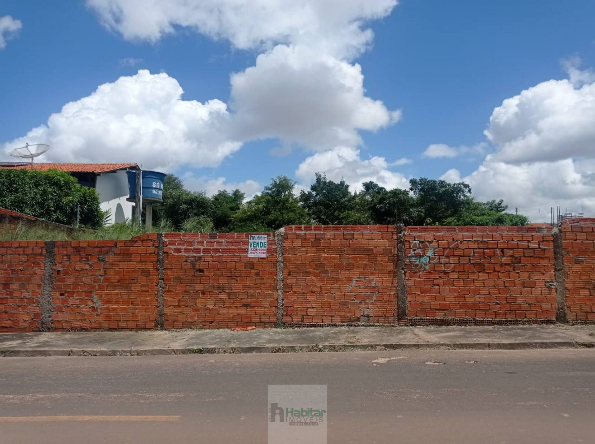 Lote / Terreno Para Vender No Bairro Uruguai