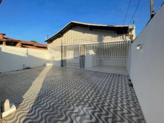 Casa À Venda -Bairro Lourival Parente