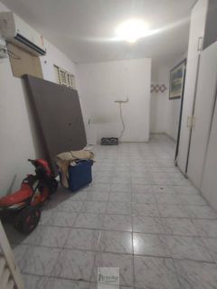 Casa À Venda -Bairro Lourival Parente