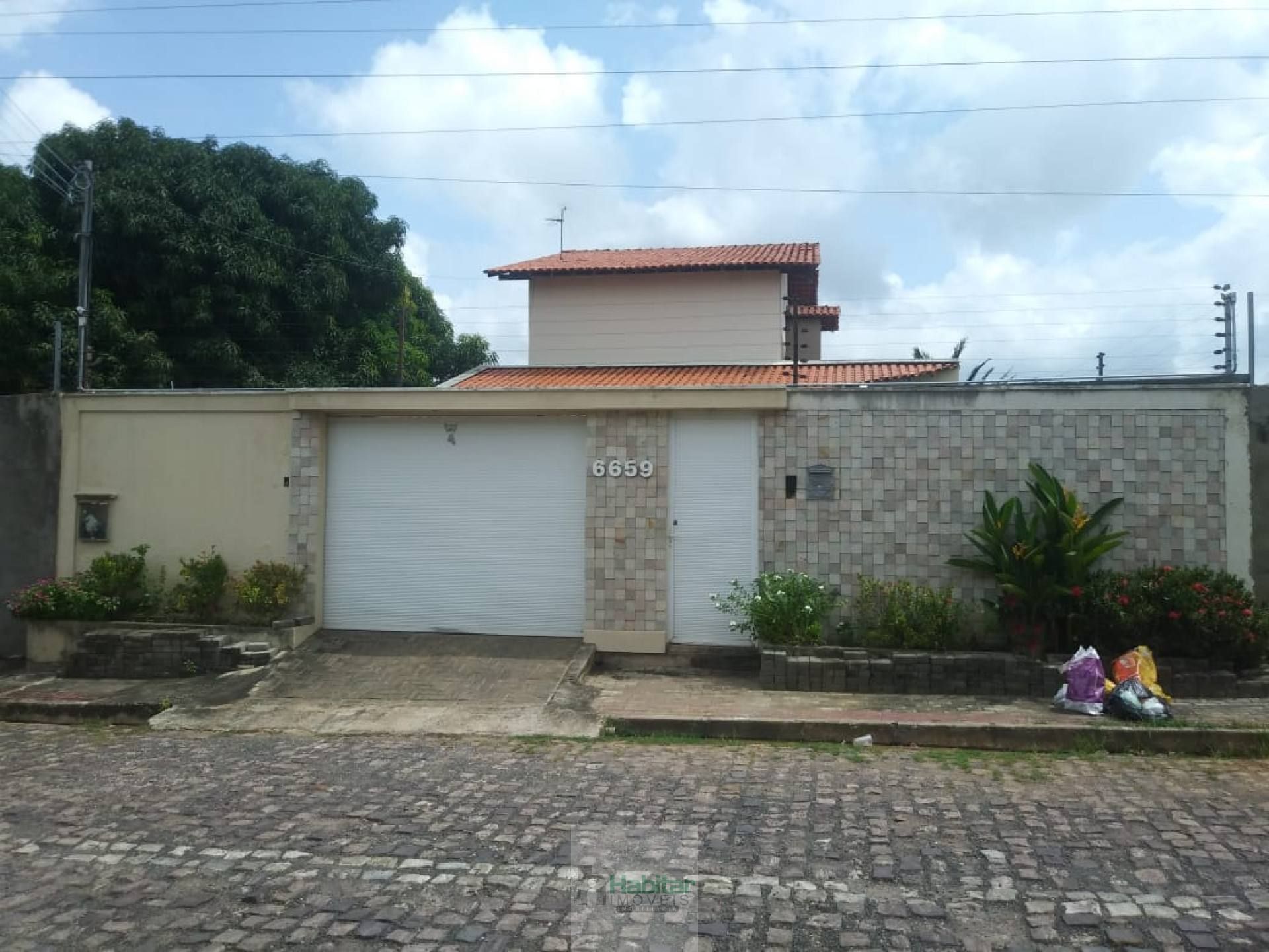 Casa Duplex À Venda - Bairro Gurupi em Teresina