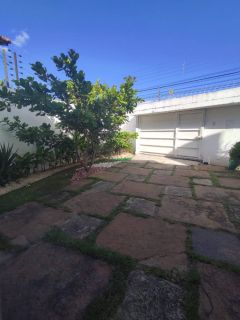 Casa À Venda No Jóquei
