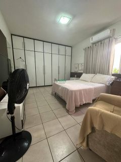 Casa À Venda No Jóquei