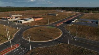 02 Lotes Comerciais No Loteamento Villa Imperial