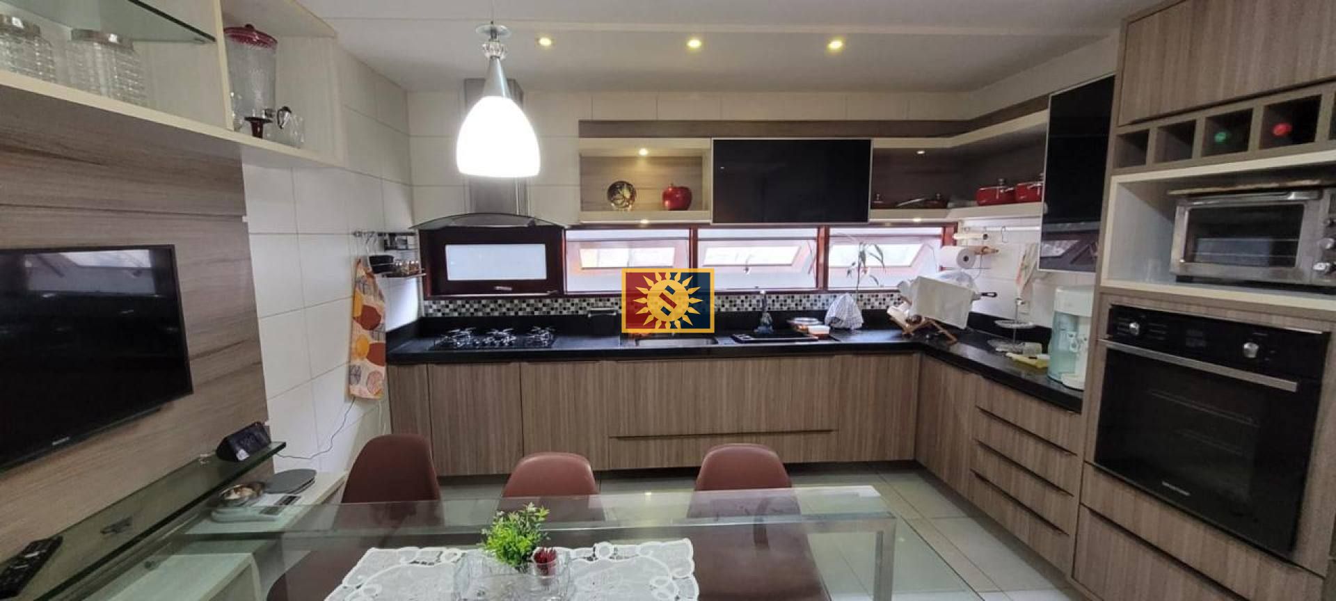 Casa de Condomínio Para Vender com 05 quartos 04 suítes no bairro Portal do Sol em João Pessoa