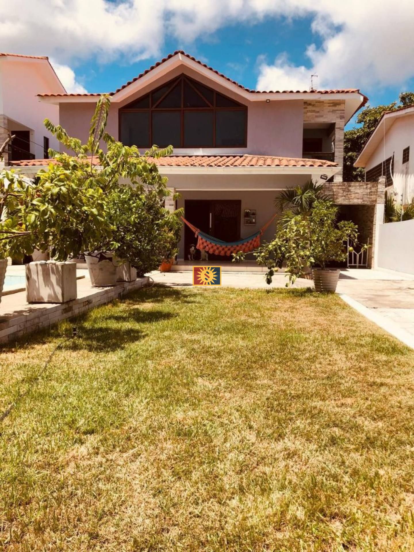 Casa Para Vender com 4 quartos 4 suítes no bairro Altiplano Cabo Branco em João Pessoa