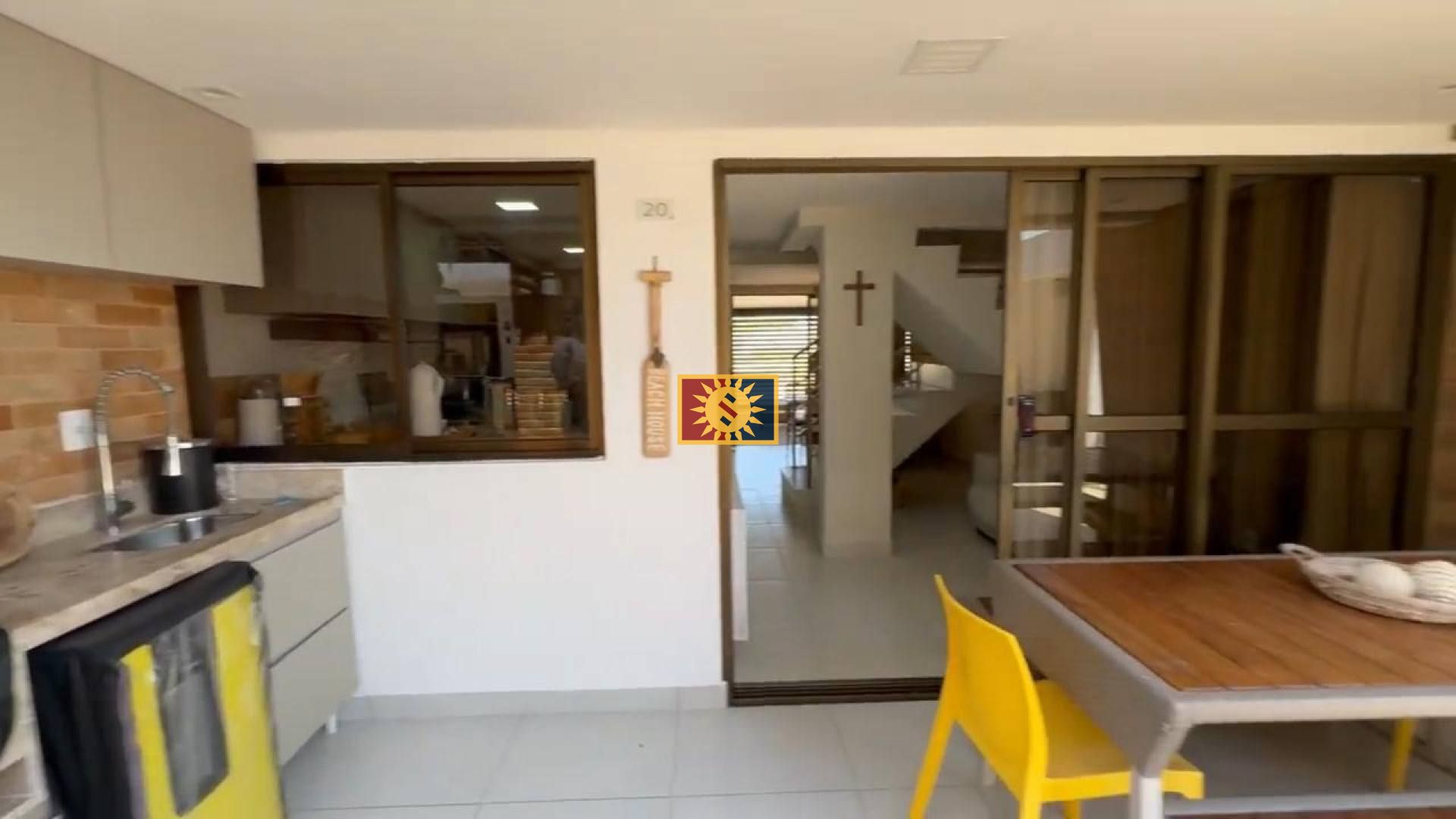 Casa de Condomínio Para Vender com 03 quartos 03 suítes no bairro Camboinha em Cabedelo