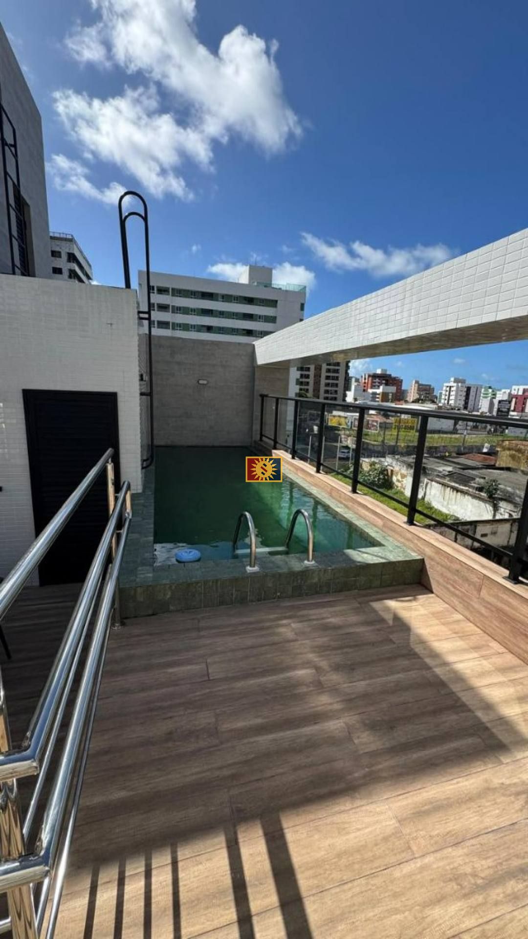 Apartamento Para Vender com 3 quartos 1 suíte no bairro Cabo Branco em João Pessoa