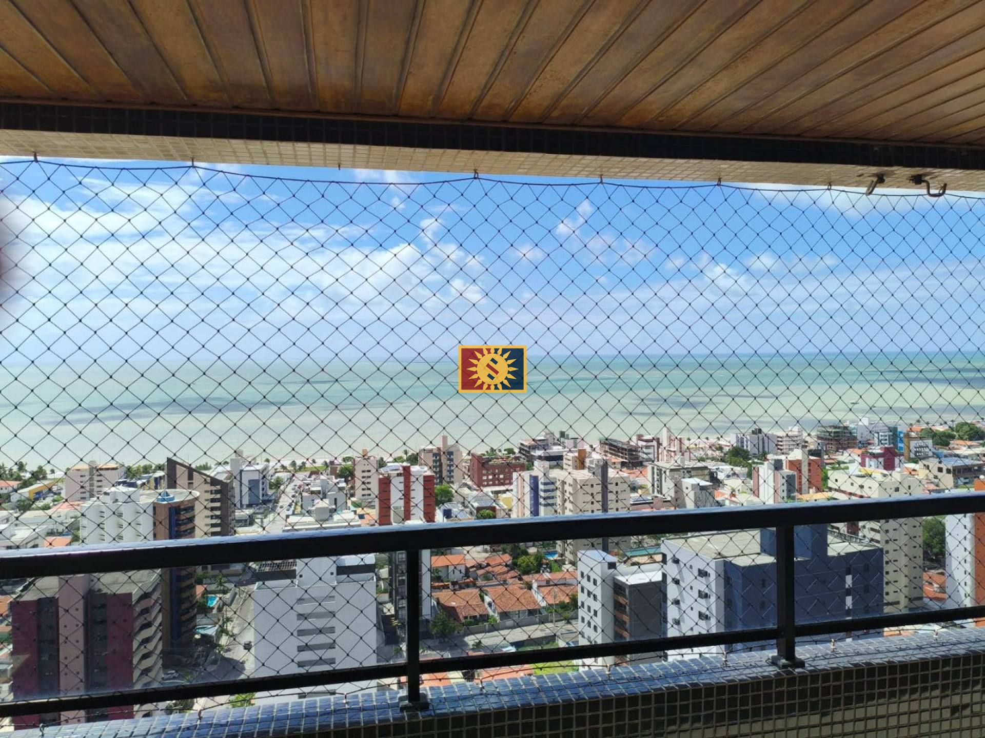 Apartamento Para Vender com 4 quartos 4 suítes no bairro Manaíra em João Pessoa