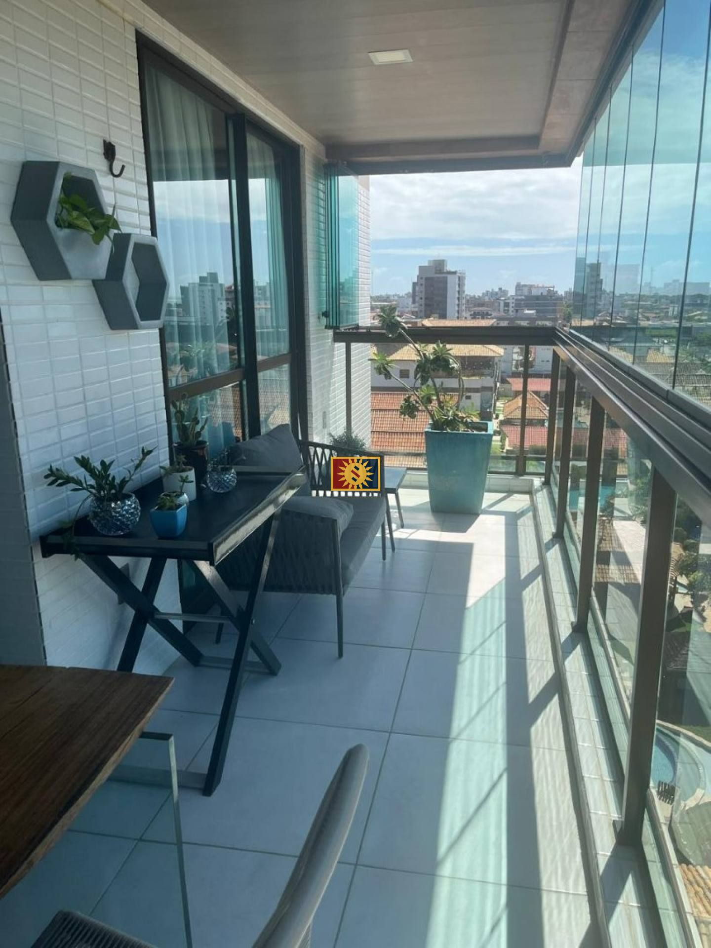 Apartamento Para Alugar com 4 quartos 4 suítes no bairro Poço em Cabedelo