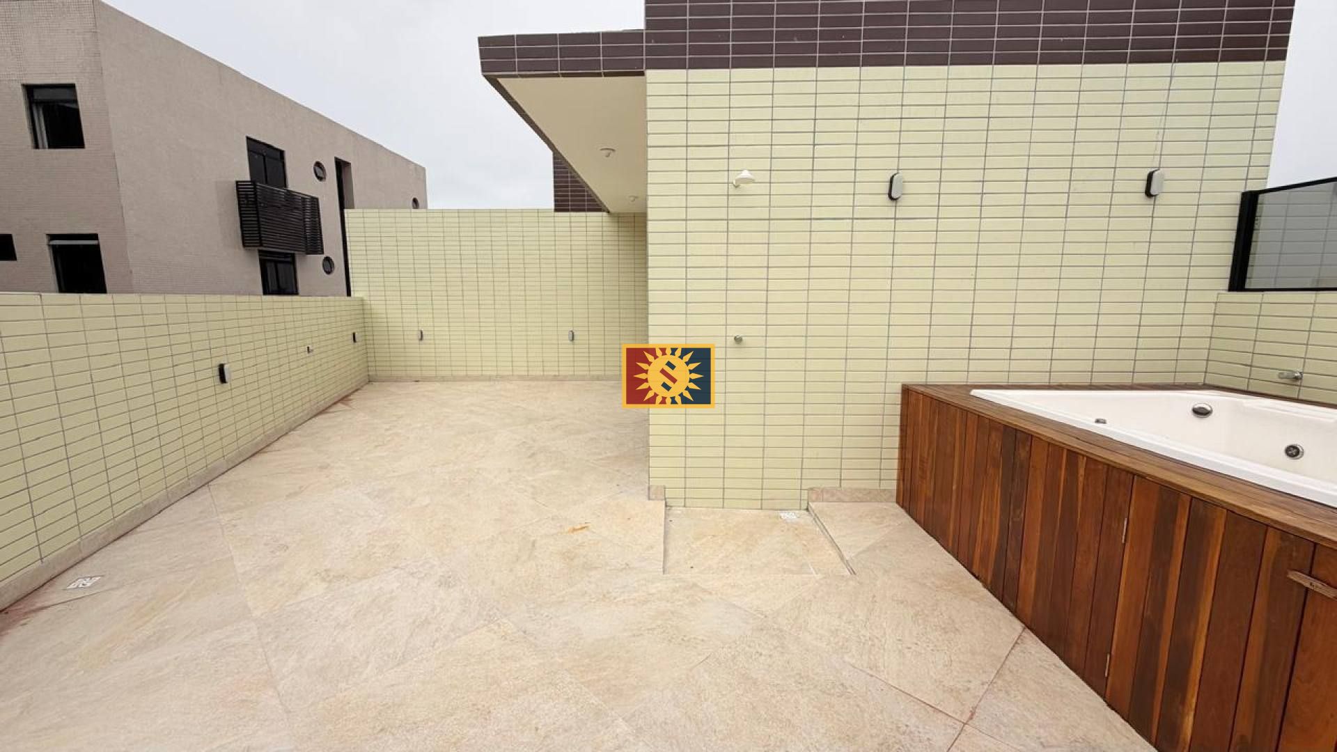 Cobertura Para Vender com 2 quartos 1 suíte no bairro Bessa em João Pessoa