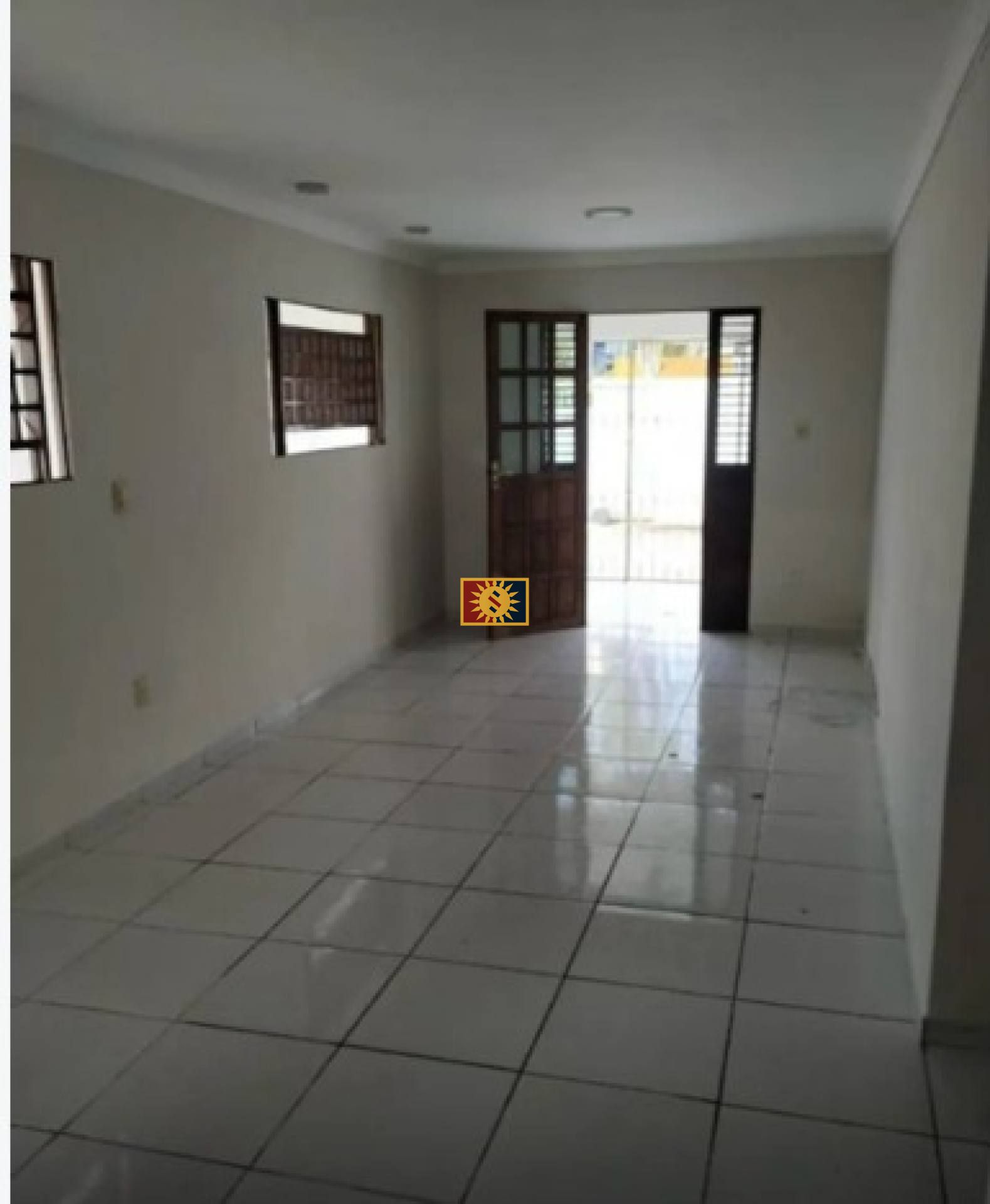 Casa Para Vender com 4 quartos 2 suítes no bairro Tambauzinho em João Pessoa