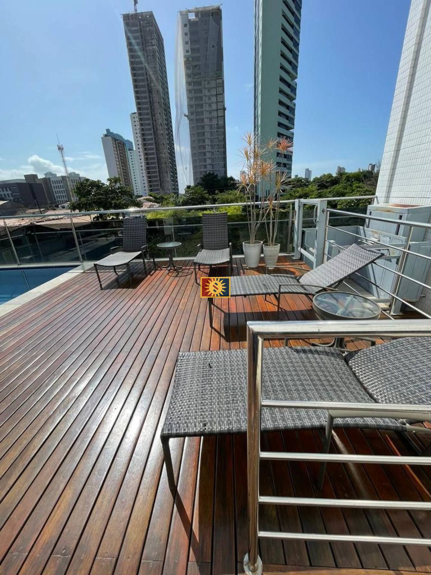 Apartamento Para Vender com 03 quartos 1 suíte no bairro João Agripino em João Pessoa