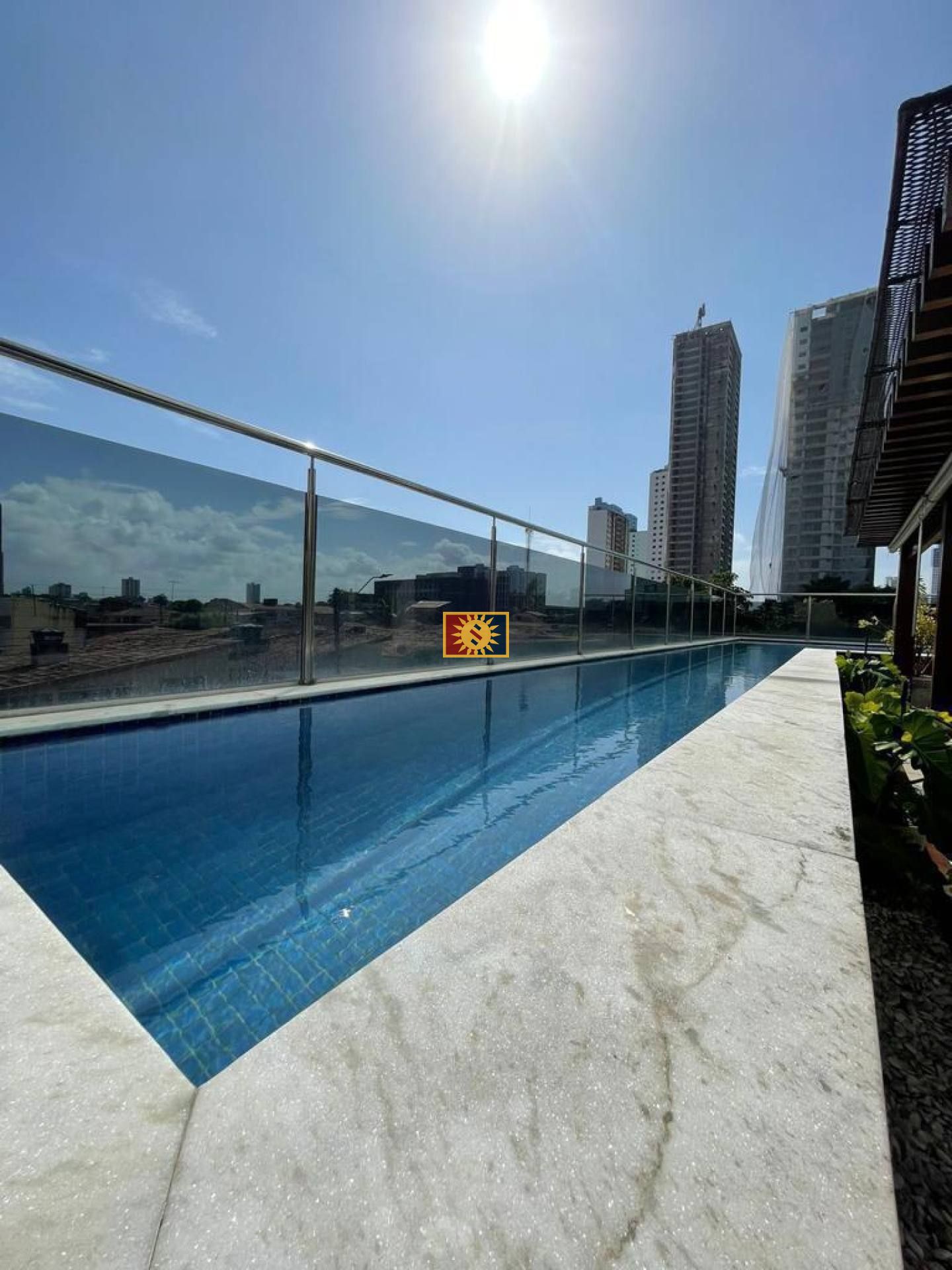 Apartamento Para Vender com 03 quartos 1 suíte no bairro João Agripino em João Pessoa